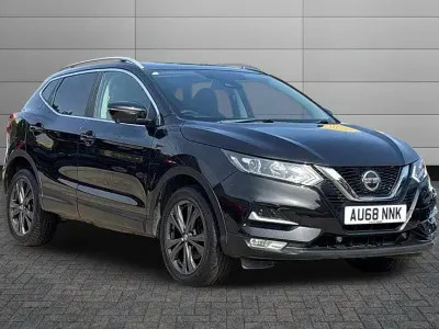Used Nissan Qashqai N-Connecta 113 HP (83 kW) 2018 Black SUV