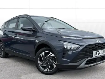 Usado Hyundai Bayon SE 101 CV (74 kW) 2024 Gris SUV