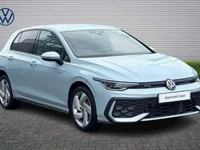 Used VW Golf VIII GTE 272 HP (200 kW) 2025 Blue Hatchback