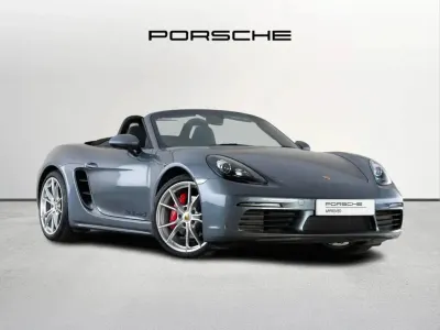 Begagnad Porsche Boxster 344 HK (253 kW) 2025 Grå Cab