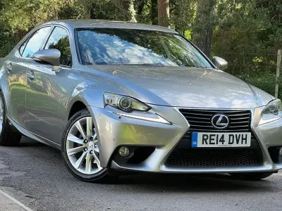 Used Lexus IS300h Luxury Line 223 HP (164 kW) 2014 Silver Sedan