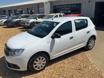 Used Dacia Sandero Ambiance 2017 White Hatchback