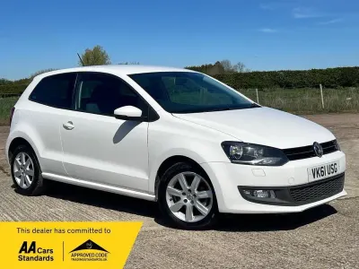 Begagnad VW Polo Match 75 HK (55 kW) 2011 Vit Halvkombi