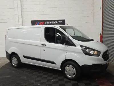 Used Ford Transit Custom 105 HP (77 kW) 2021 White Van