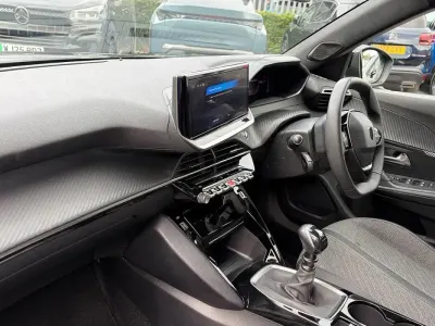 Used Peugeot 2008 Allure 129 HP (94 kW) 2024 Black SUV