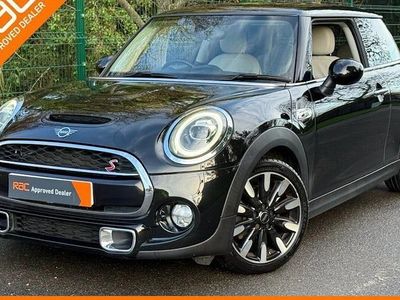 Black Used 2019 Mini Cooper S Exclusive Hatchback | £14,690 (Fair price)