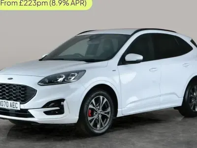 Begagnad Ford Kuga ST-Line 120 HK (88 kW) 2021 Vit SUV
