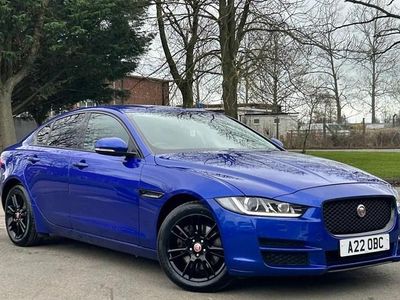 Used Jaguar XE Prestige 180 HP (132 kW) 2017 Blue Sedan