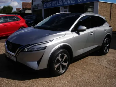 Used Nissan Qashqai N-Connecta 158 HP (116 kW) 2023 Silver SUV