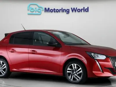 Used Peugeot 208 Allure+ 131 HP (96 kW) 2023 Red Hatchback