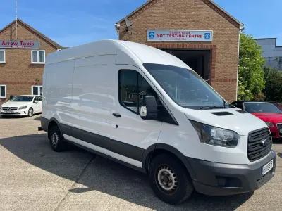 Używany Ford Transit 105 KM (77 kW) 2019 Biały Van
