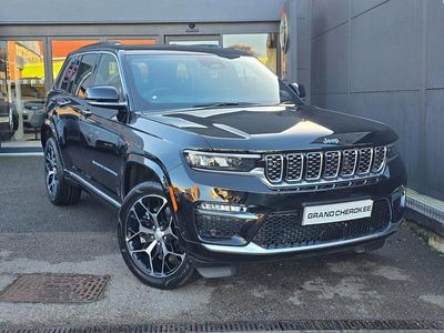 Black New 2025 Jeep Grand Cherokee Summit SUV | £67,998 (Expensive)
