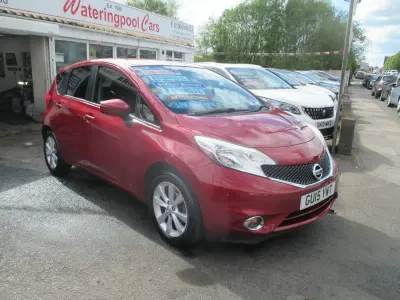 Begagnad Nissan Note Acenta Premium 98 HK (72 kW) 2015 Röd Halvkombi