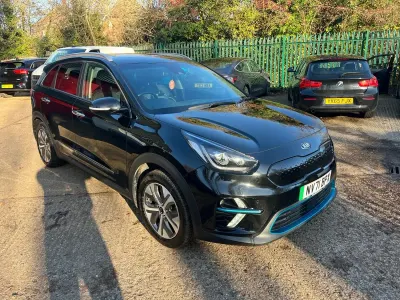 Używany Kia Niro 150 kW (204 KM) 2022 Czarny SUV