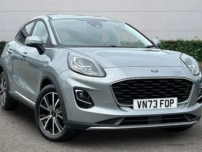 Usado Ford Puma Titanium 125 CV (91 kW) 2023 Plateado SUV