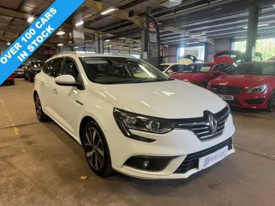Usado Renault Mégane GrandTour Iconic 115 HP (84 kW) 2019 Branco Carrinha