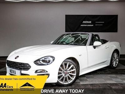 Used Fiat 124 Spider Lusso Plus 140 HP (102 kW) 2018 White Cabriolet