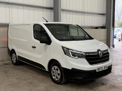 Used Renault Trafic Business 150 HP (110 kW) 2022 White MPV