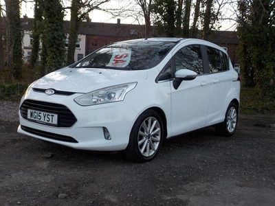 Used Ford B-MAX Titanium 2015 White MPV
