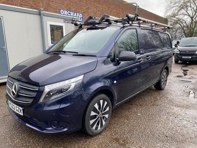 Used Mercedes e-Vito Progressive 85 kW (116 HP) 2022 Blue MPV