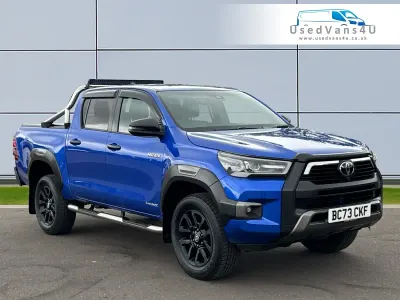 Used Toyota HiLux 204 HP (150 kW) 2024 Blue Pickup