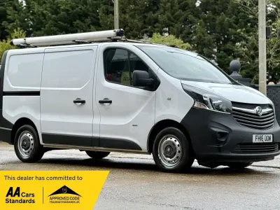 Used Vauxhall Vivaro S 2016 White