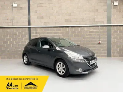 Used Peugeot 208 Style 82 HP (60 kW) 2014 Grey Hatchback