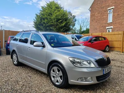 Used Skoda Octavia Elegance 2010 Silver Estate