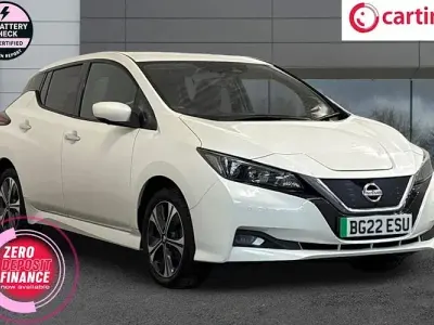 Used Nissan Leaf N-Connecta 160 kW (218 HP) 2021 White Hatchback