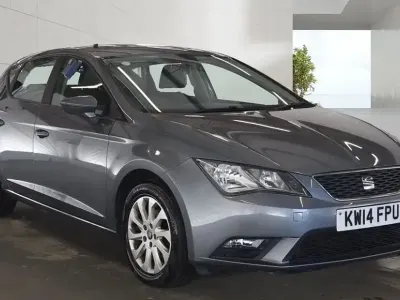 Begagnad Seat Leon Ecomotive 110 HK (80 kW) 2014 Grå Halvkombi