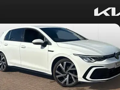 Used VW Golf VIII R-line 131 HP (96 kW) 2023 White Hatchback