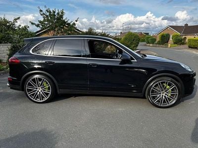 Used Porsche Cayenne S E-Hybrid 2015 Black SUV