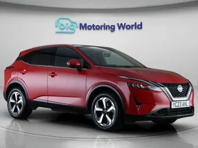 Used Nissan Qashqai N-Connecta 140 HP (102 kW) 2023 Red SUV