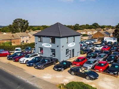 Used Jaguar F-Pace Portfolio 180 HP (132 kW) 2017 Blue SUV