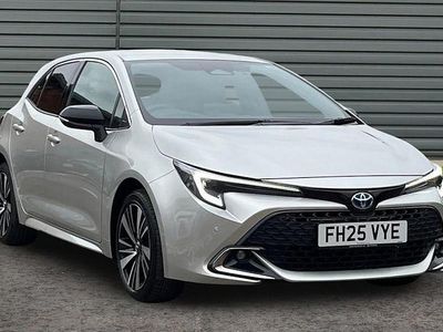 Used Toyota Corolla Design 140 HP (102 kW) 2025 Silver Hatchback