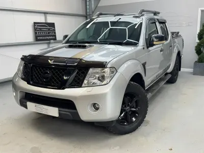 Second-hand Nissan Navara Tekna 190 CP (139 kW) 2011 Argintiu Pickup