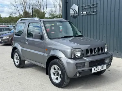 Usado Suzuki Jimny 85 HP (62 kW) 2007 Cinzento SUV