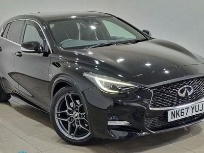 Infiniti Q30