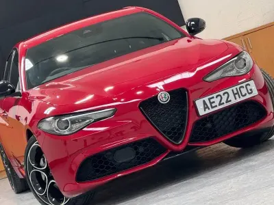 Used Alfa Romeo Giulia Veloce 276 HP (202 kW) 2022 Red Sedan