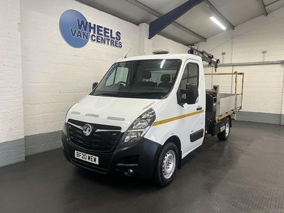 Second-hand Vauxhall Movano 2020 Alb