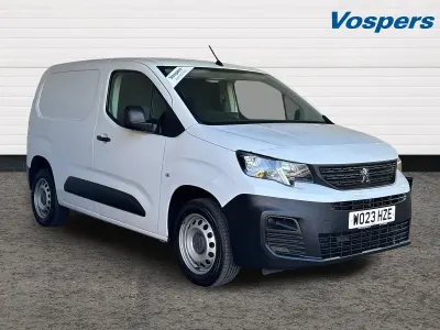 Used Peugeot Partner Premium 131 HP (96 kW) 2023 White MPV
