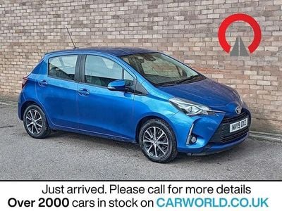 Used Toyota Yaris 111 HP (81 kW) 2019 Blue Hatchback