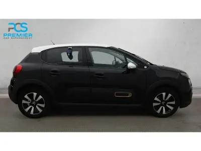 Begagnad Citroën C3 PureTech 2023 Svart Halvkombi