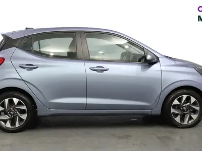 Used Hyundai i10 Advanced 2025 Blue Hatchback