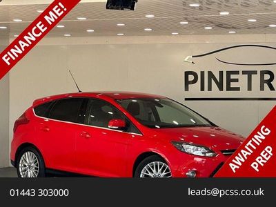Used Ford Focus Zetec 115 HP (84 kW) 2014 Red Hatchback