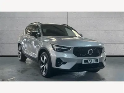 Used Volvo XC40 Ultimate 197 HP (144 kW) 2023 Silver SUV