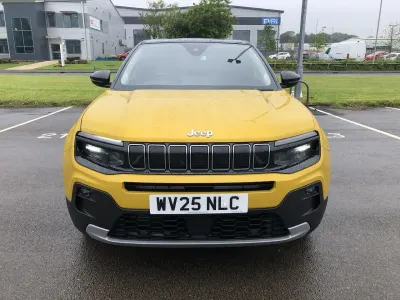 Used Jeep Avenger Summit 100 HP (73 kW) 2025 SUV