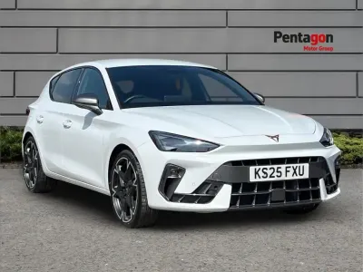 Used Cupra Leon 147 HP (108 kW) 2025 White Hatchback