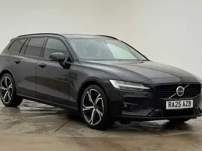 Used Volvo V60 Ultra 197 HP (144 kW) 2025 Black Estate