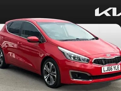Used Kia Ceed 136 HP (100 kW) 2016 Red Hatchback